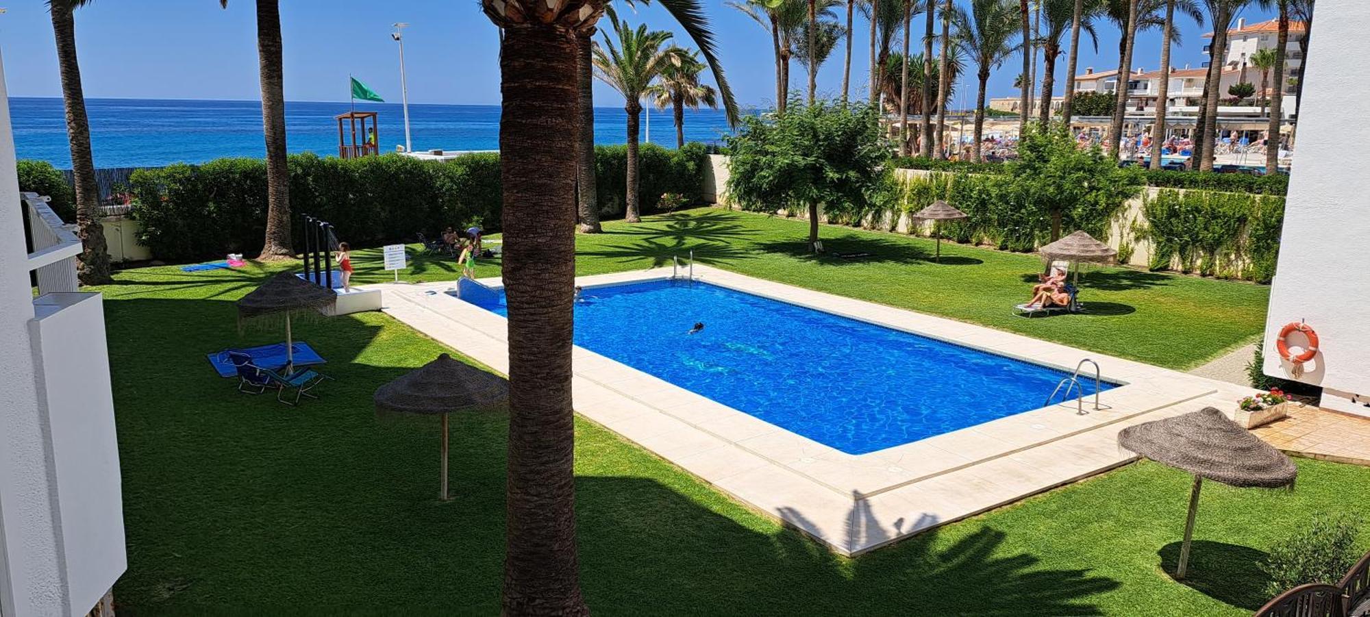 דירות נרחה Torresol Sea View מראה חיצוני תמונה